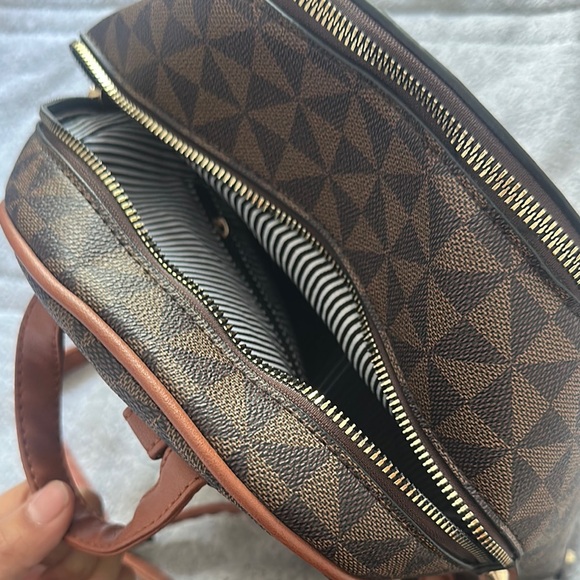 Brown Geometric Pattern Backpack - Picture 3 of 4